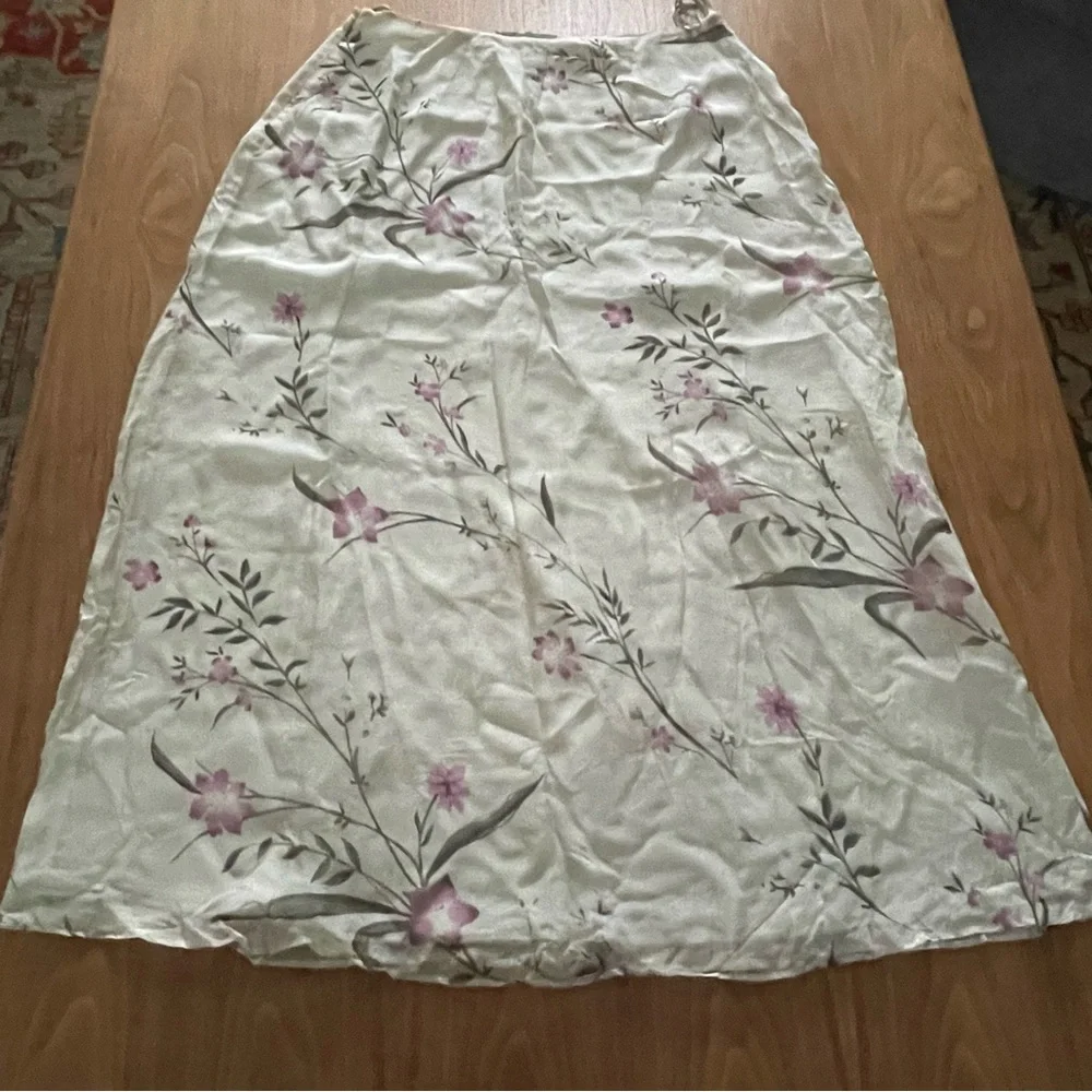 EUC Kate Hill silk skirt size 12P - Picture 9 of 9